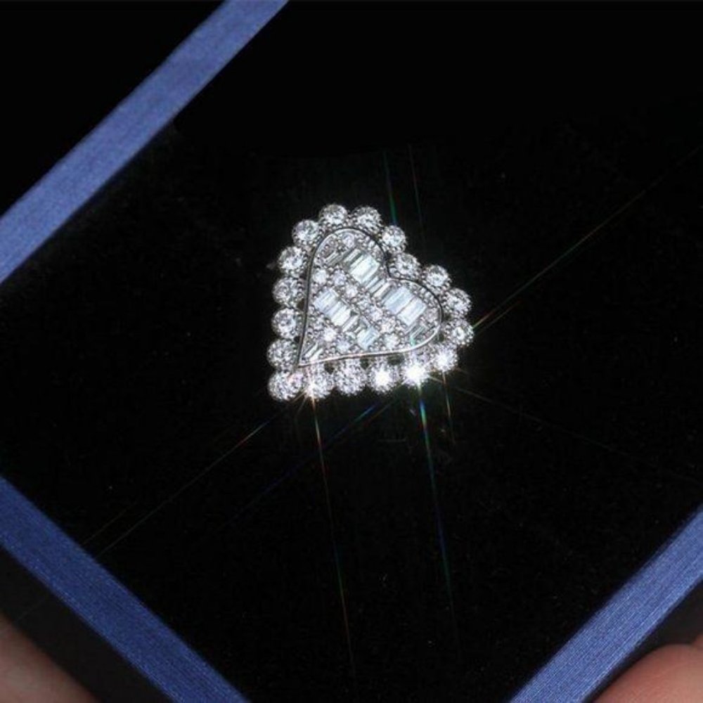 925 Sterling Silver Baguette Diamond Heart Ring - Picture 7 of 7